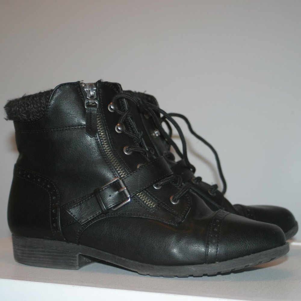 Black zip up Ankle Boots